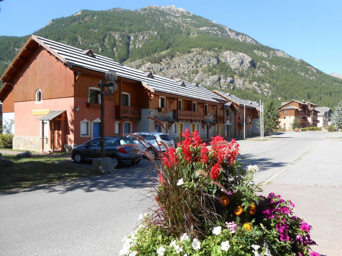 Апартаменти Les Chalets Du Jardin Alpin La Salle-les-Alpes Екстер'єр фото